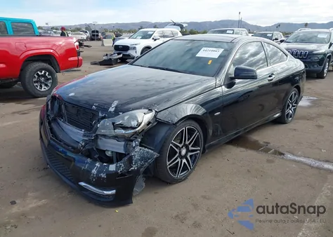 2013 Mercedes-Benz C 250 from USA, damaged, VIN WDDGJ4HBXDF992567